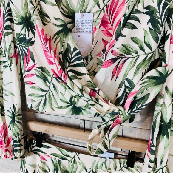 Gal Meets Glam NWT 2-Piece Palm Leaf Wrap Dress - Picture 14 of 15